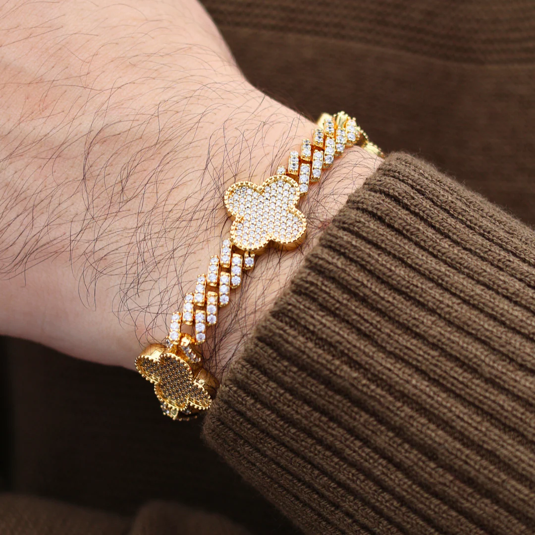 Clover Iced Prong Cuban Bracelet (Gold) - 8mm - Image 4