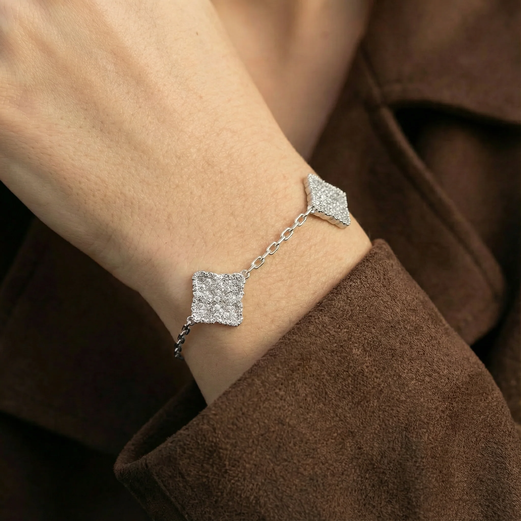 Clover Royale Bracelet (Silver) - Image 5