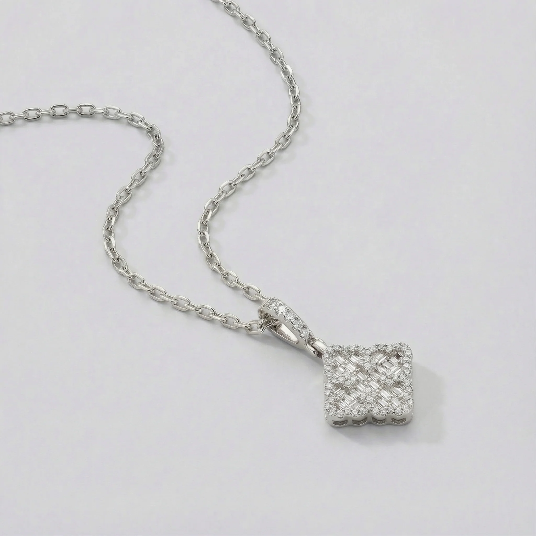 Clover Royale Pendant (Silver) - Image 4