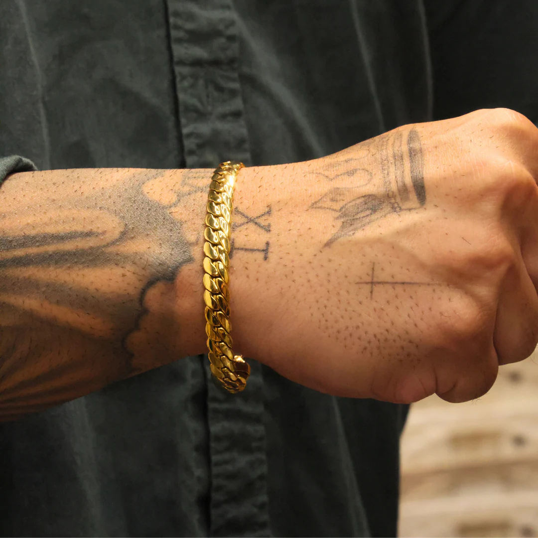Miami Cuban Link Bracelet (Gold) - 8mm - Image 4