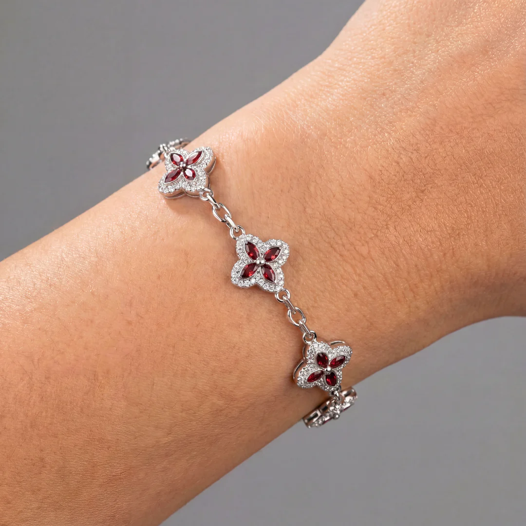 Red Clover Icon Bracelet - Image 4