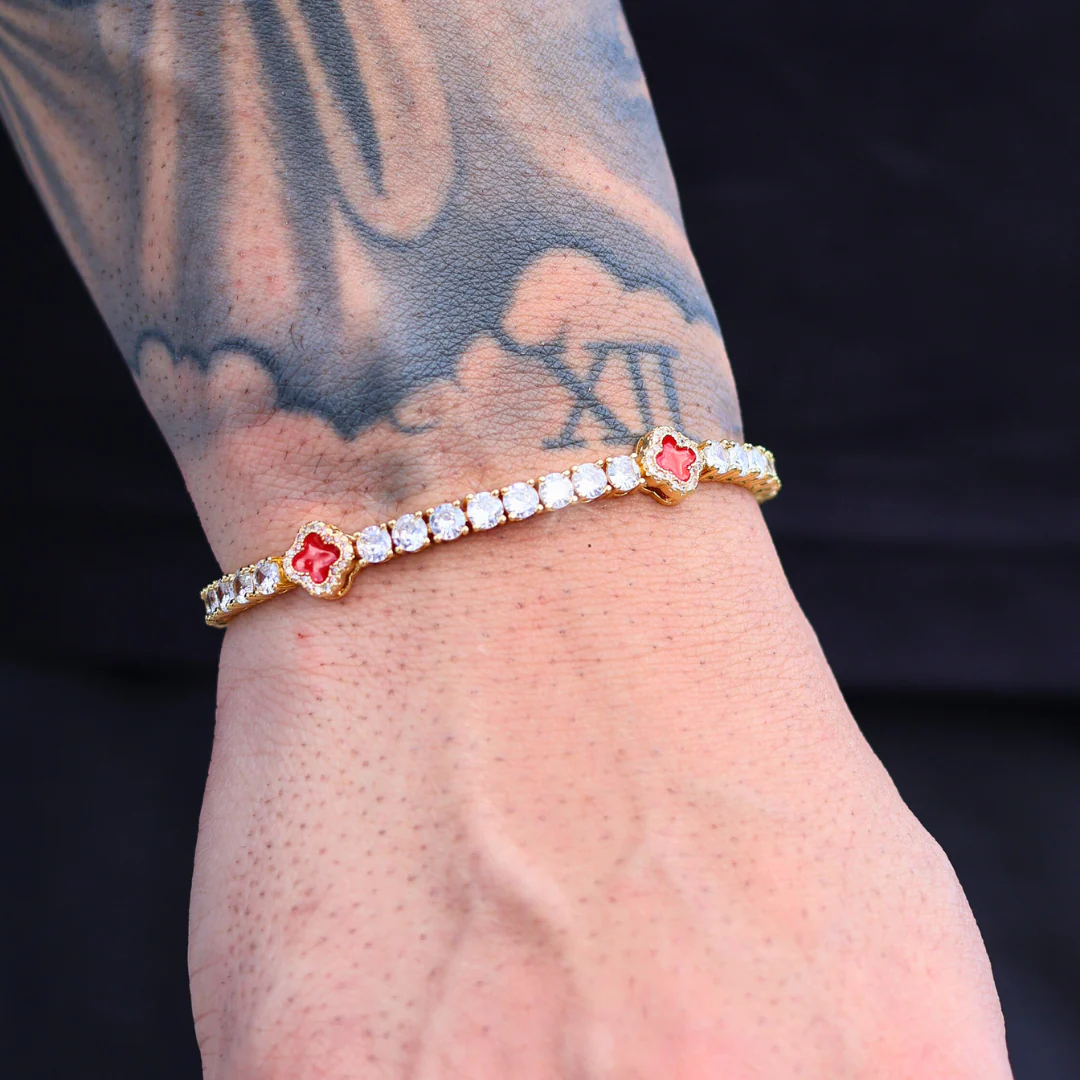 Red Clover Tennis Bracelet (Gold) - 4mm - Image 4