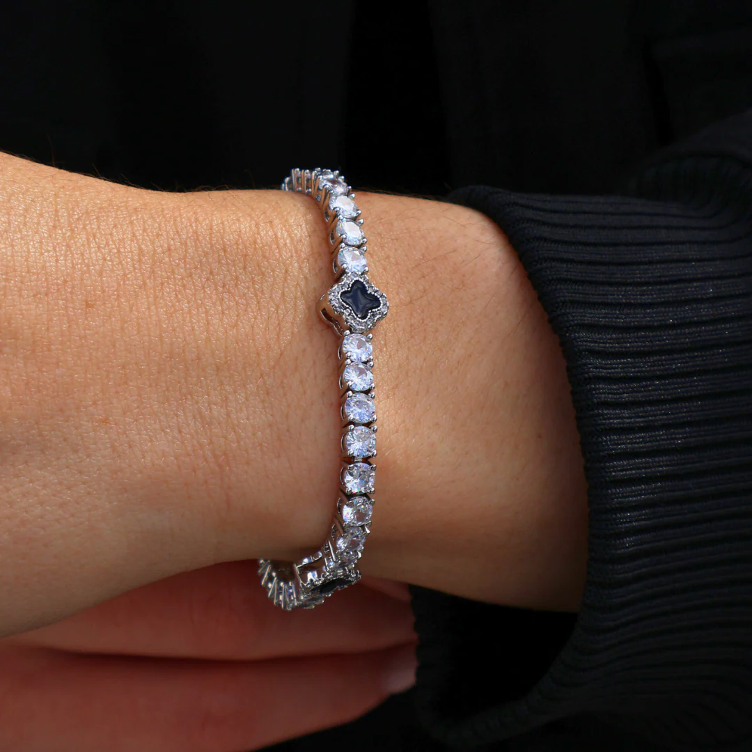 Women's Black Clover Tennis Bracelet (Silver) - 4mm - Image 4