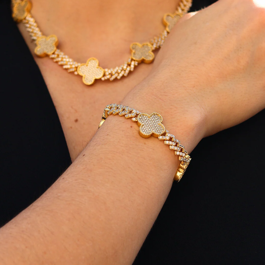 Women's Clover Iced Prong Cuban Bracelet (Gold) - 8mm - Image 4